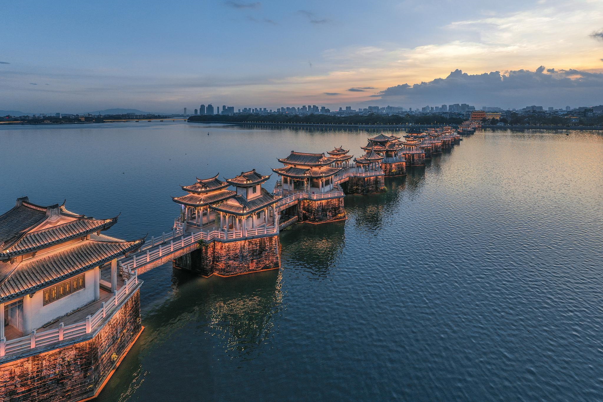 Guangji Bridge